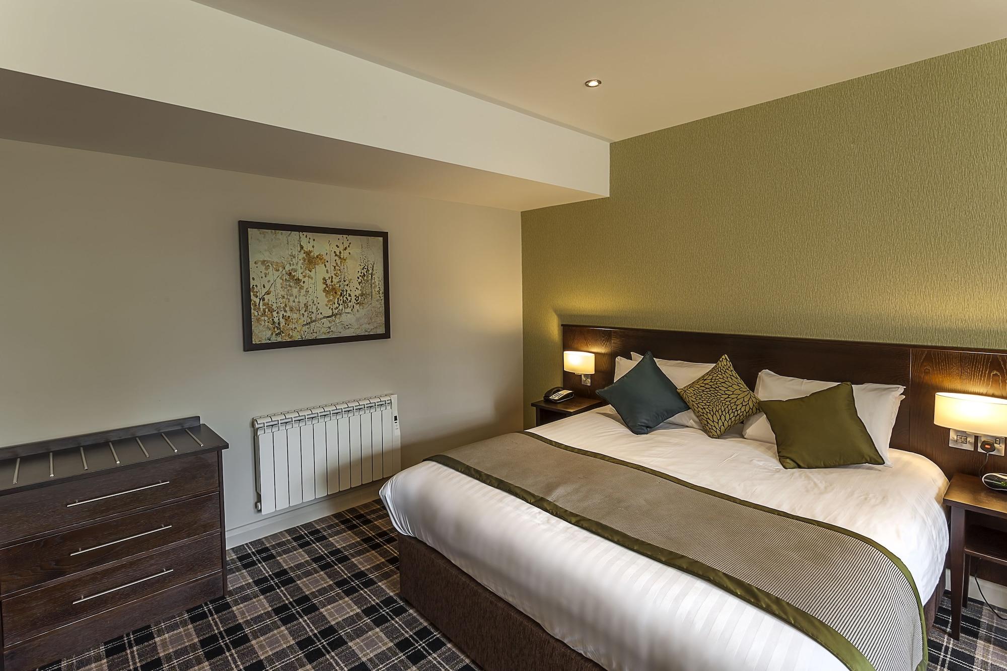 Best Western Plus Pinewood Manchester Airport-Wilmslow Hotel Екстер'єр фото