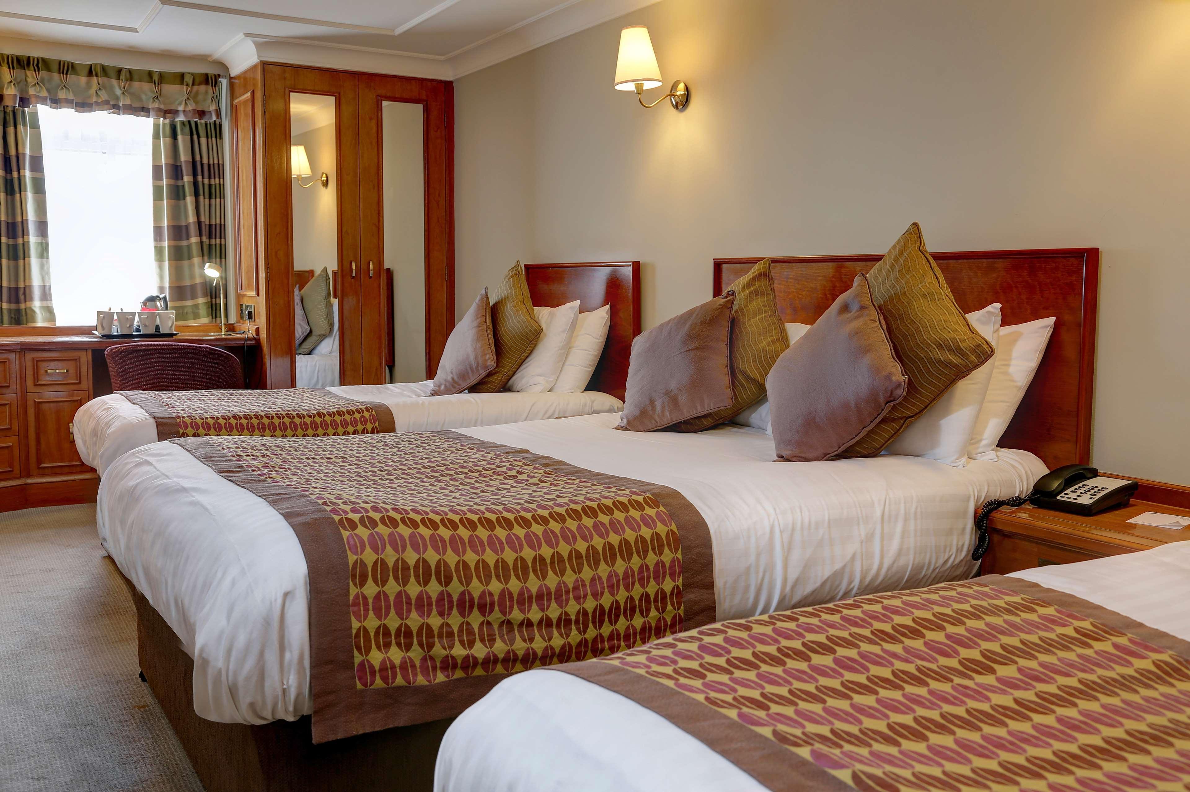 Best Western Plus Pinewood Manchester Airport-Wilmslow Hotel Екстер'єр фото