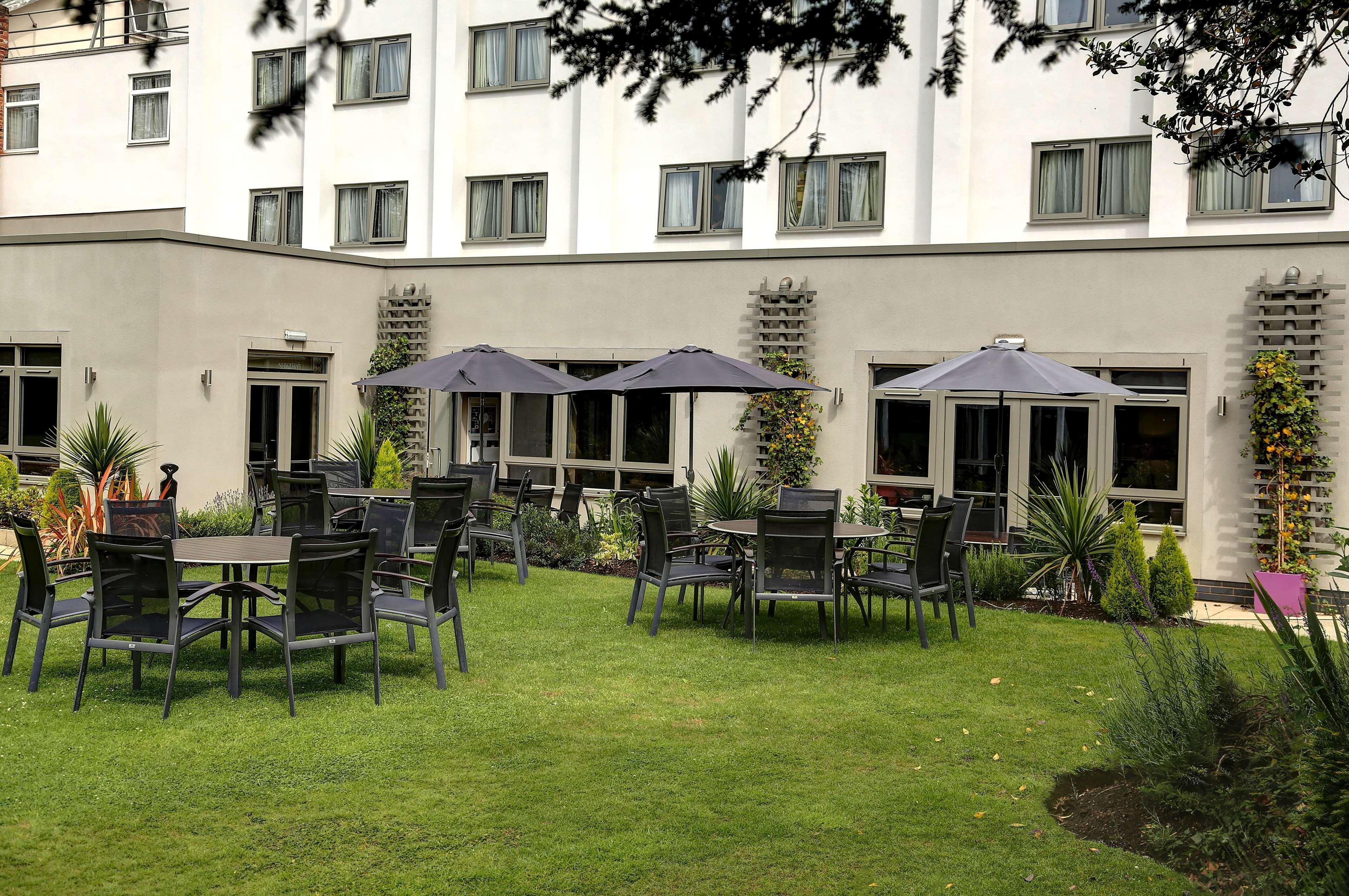 Best Western Plus Pinewood Manchester Airport-Wilmslow Hotel Екстер'єр фото