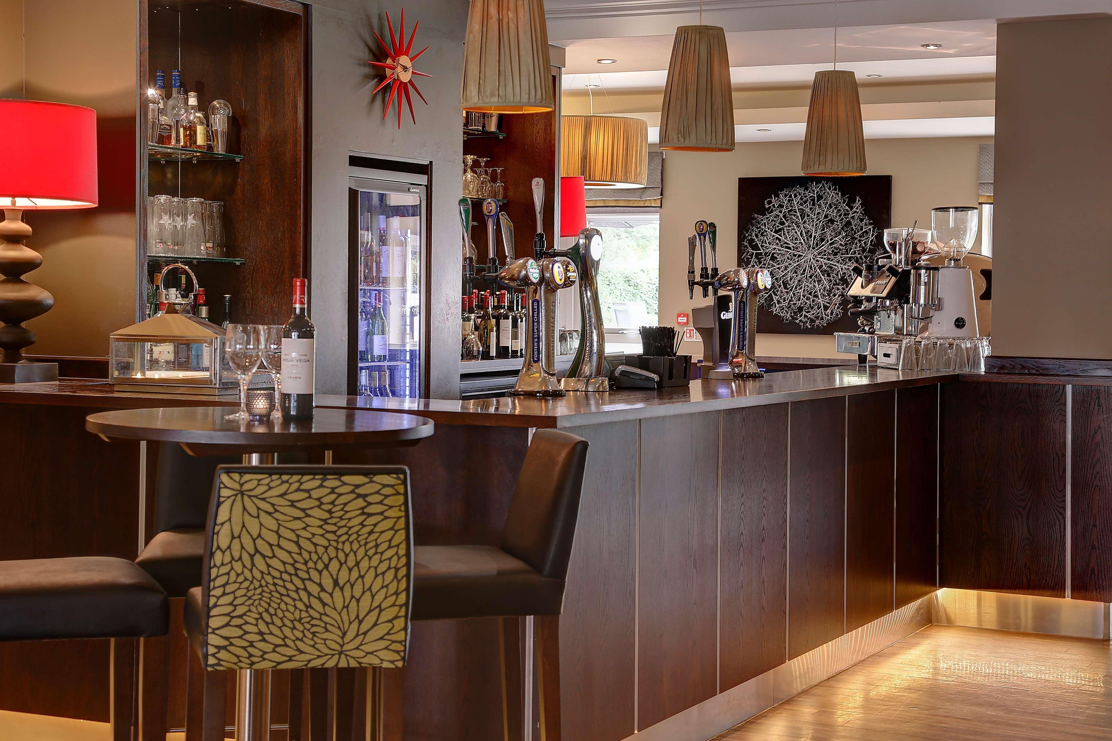 Best Western Plus Pinewood Manchester Airport-Wilmslow Hotel Екстер'єр фото