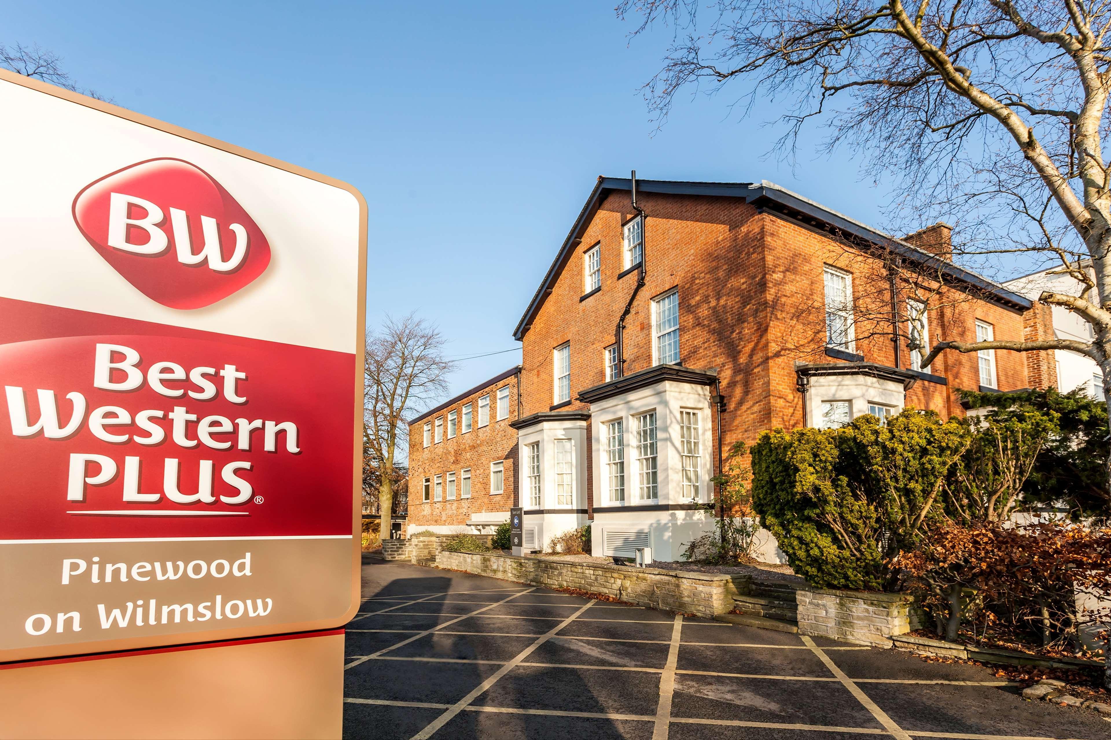 Best Western Plus Pinewood Manchester Airport-Wilmslow Hotel Екстер'єр фото