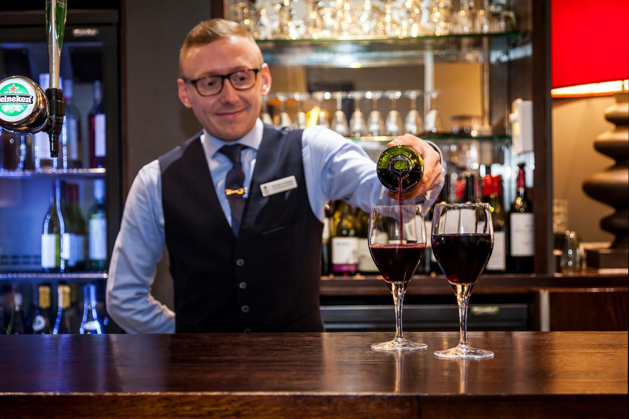 Best Western Plus Pinewood Manchester Airport-Wilmslow Hotel Екстер'єр фото