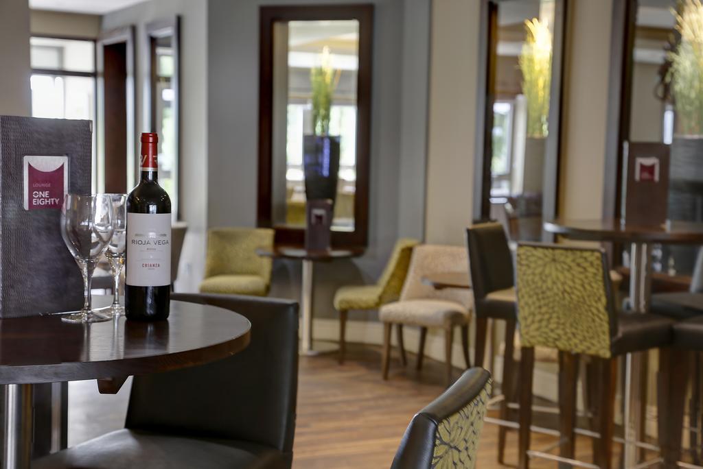Best Western Plus Pinewood Manchester Airport-Wilmslow Hotel Екстер'єр фото